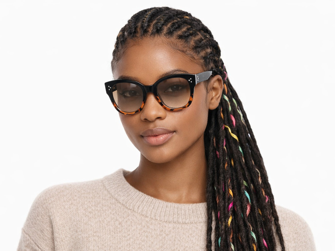 Saniya Oval Sunglasses